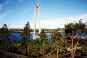 Högakusten bron